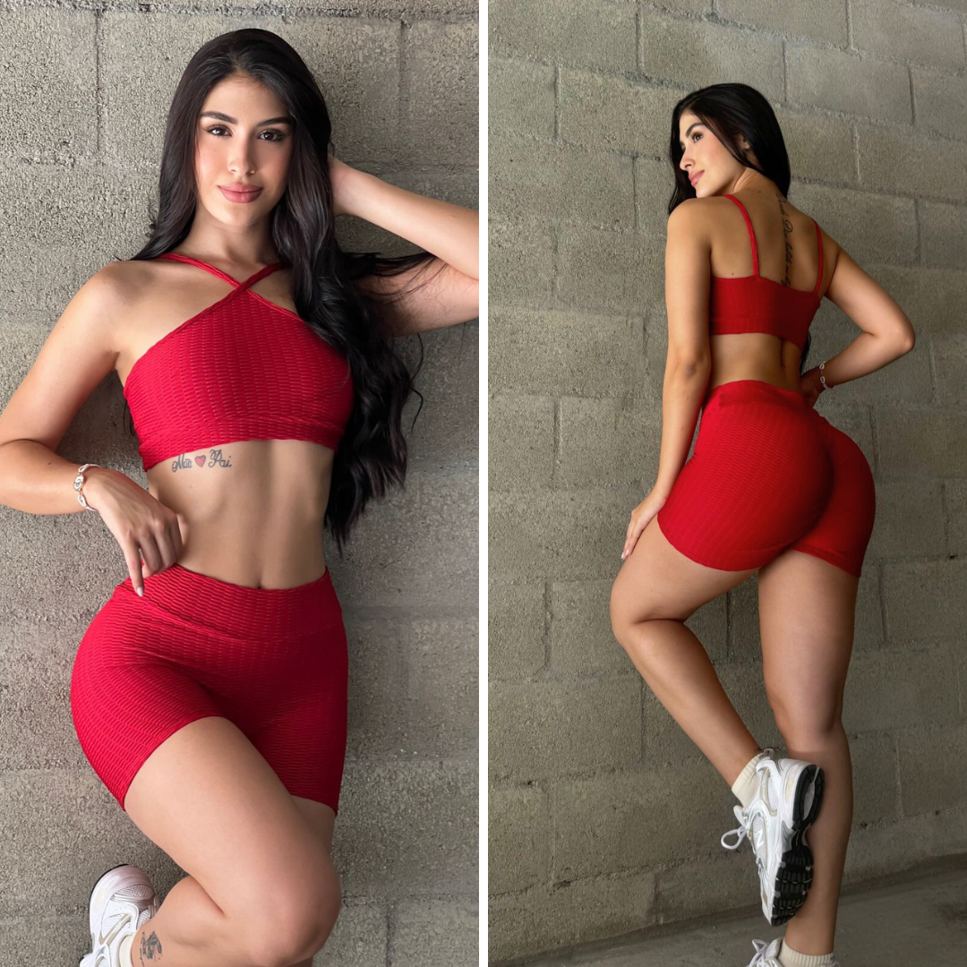 Conjunto deportivo Zia para mujer: top cruzado y shorts de cintura alta
