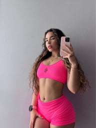 Conjunto deportivo Maya: shorts y top